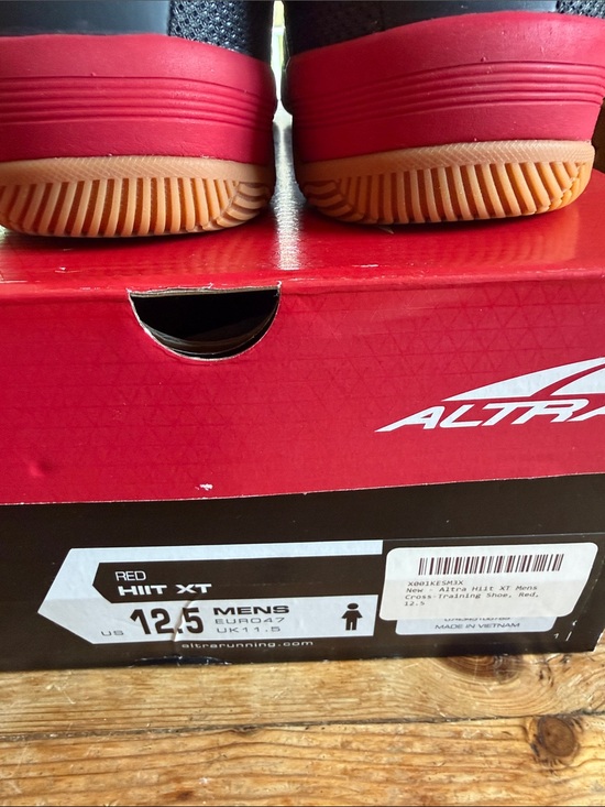 Altra Gray and Red Mesh HIIT XT Cross Training Shoes, 12.5, New with Box main image 5
